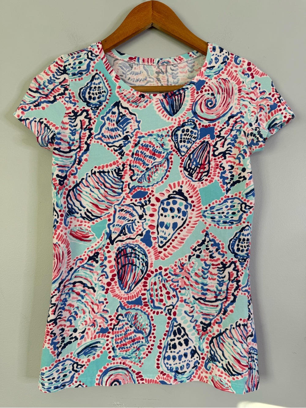 Lilly Pulitzer Karrie “Shell Me About It” Crew Neck T-Shirt Size XS